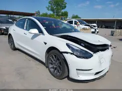 5YJ3E1EA7JF005818 2018 TESLA MODEL 3
