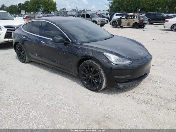 5YJ3E1EA7JF005902 2018 TESLA MODEL 3 - Image 1