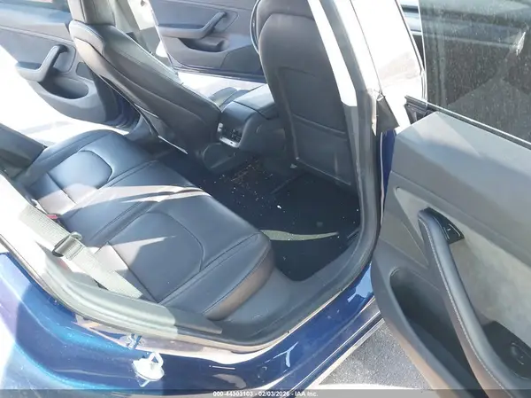 5YJ3E1EA7JF006323 2018 TESLA MODEL 3 - Image 8