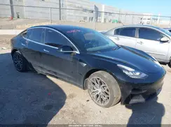 5YJ3E1EA7JF007617 2018 TESLA MODEL 3