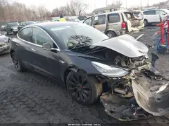 5YJ3E1EA7JF010131 2018 TESLA MODEL 3