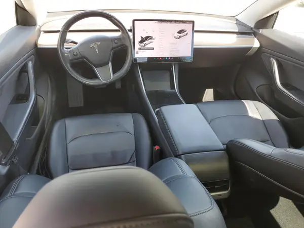 5YJ3E1EA7JF012395 2018 TESLA MODEL 3 - Image 8