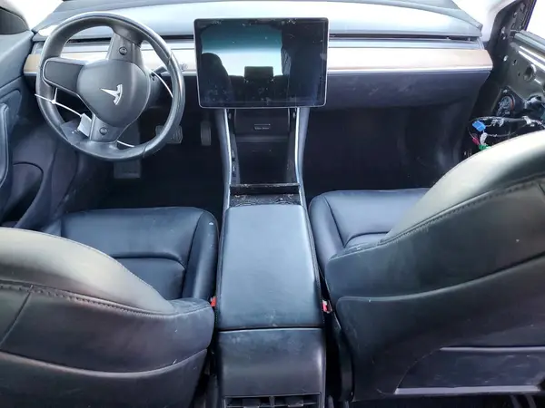 5YJ3E1EA7JF016088 2018 TESLA MODEL 3 - Image 8