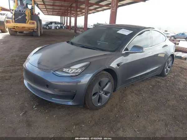 5YJ3E1EA7JF016480 2018 TESLA MODEL 3 - Image 2