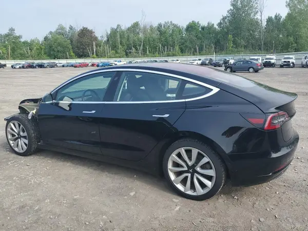 5YJ3E1EA7JF017435 2018 TESLA MODEL 3 - Image 2