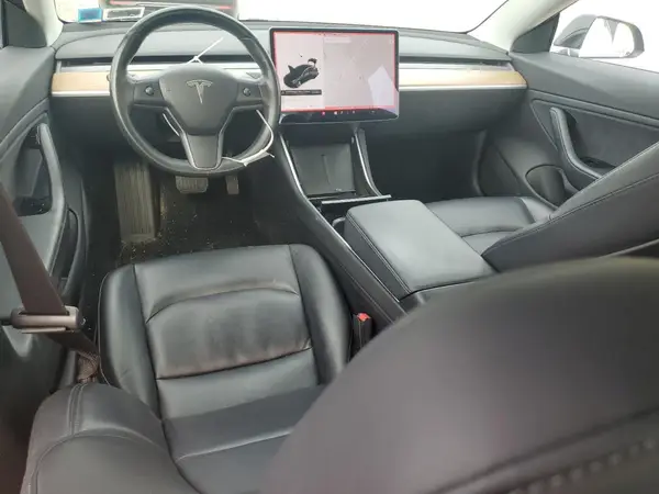 5YJ3E1EA7JF017435 2018 TESLA MODEL 3 - Image 8
