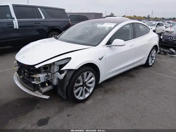 5YJ3E1EA7JF018438 2018 TESLA MODEL 3 - Image 2