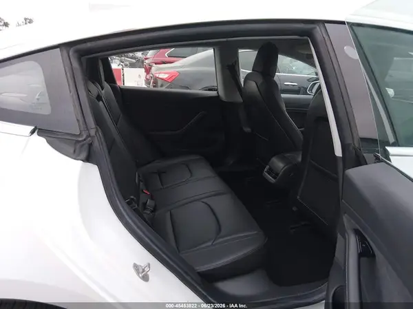 5YJ3E1EA7JF018438 2018 TESLA MODEL 3 - Image 8