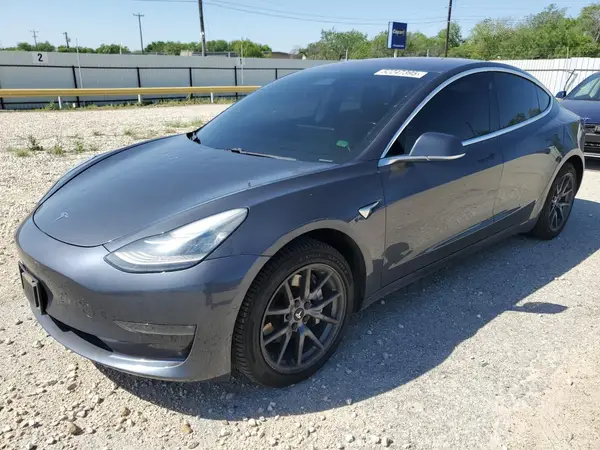 5YJ3E1EA7JF019072 2018 TESLA MODEL 3 - Image 1