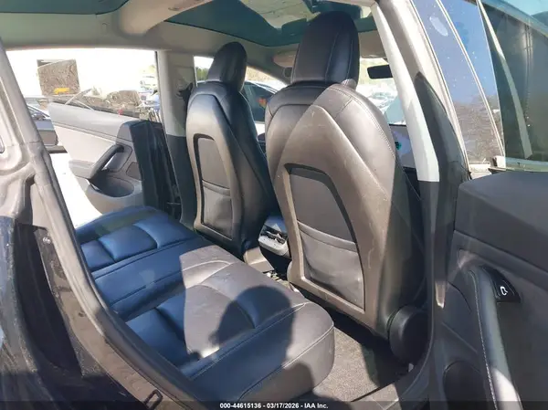 5YJ3E1EA7JF020920 2018 TESLA MODEL 3 - Image 8