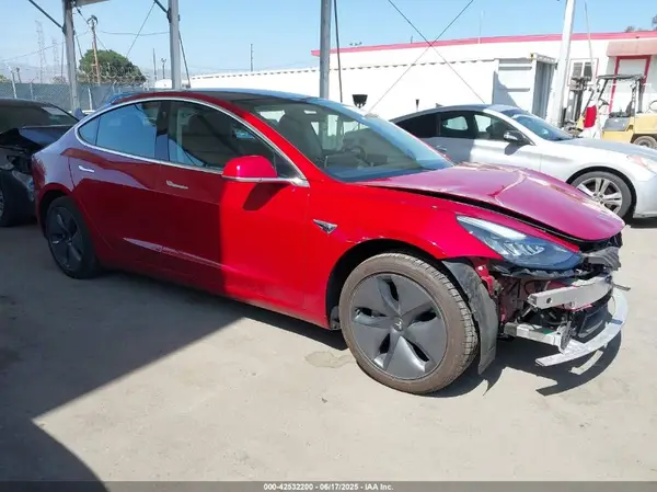 5YJ3E1EA7JF022134 2018 TESLA MODEL 3 - Image 1