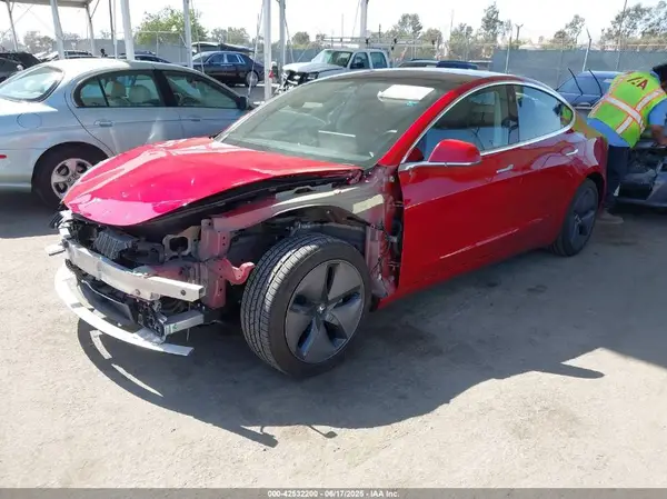 5YJ3E1EA7JF022134 2018 TESLA MODEL 3 - Image 2