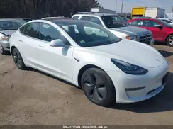 5YJ3E1EA7JF023266 2018 TESLA MODEL 3