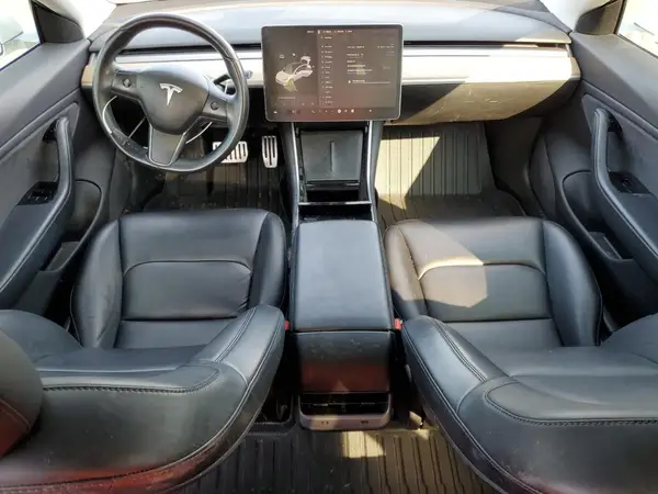 5YJ3E1EA7JF025048 2018 TESLA MODEL 3 - Image 8