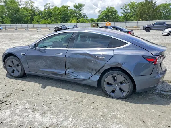 5YJ3E1EA7JF025776 2018 TESLA MODEL 3 - Image 2
