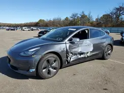 5YJ3E1EA7JF025888 2018 TESLA MODEL 3