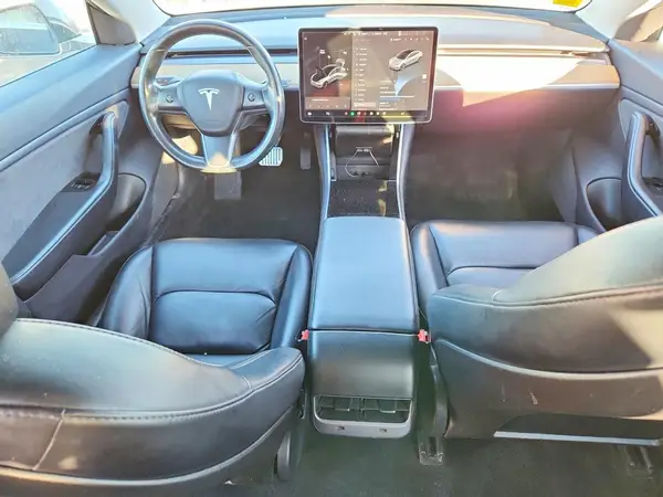 5YJ3E1EA7JF026670 2018 TESLA MODEL 3 - Image 8