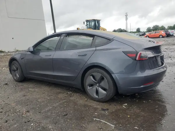 5YJ3E1EA7JF026801 2018 TESLA MODEL 3 - Image 2