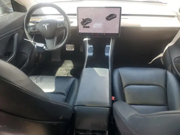 5YJ3E1EA7JF026801 2018 TESLA MODEL 3 - Image 8