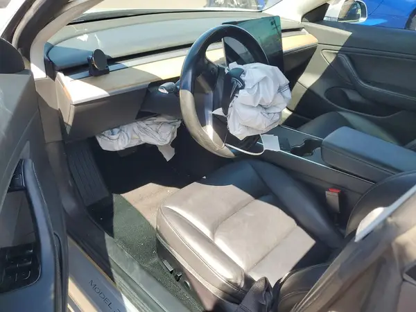 5YJ3E1EA7JF029973 2018 TESLA MODEL 3 - Image 8