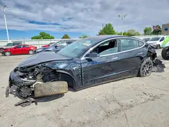 5YJ3E1EA7JF030444 2018 TESLA MODEL 3