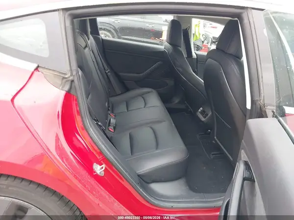 5YJ3E1EA7JF030718 2018 TESLA MODEL 3 - Image 8