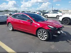 5YJ3E1EA7JF031173 2018 TESLA MODEL 3