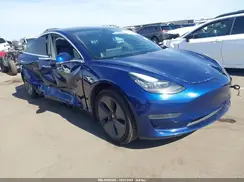 5YJ3E1EA7JF032632 2018 TESLA MODEL 3