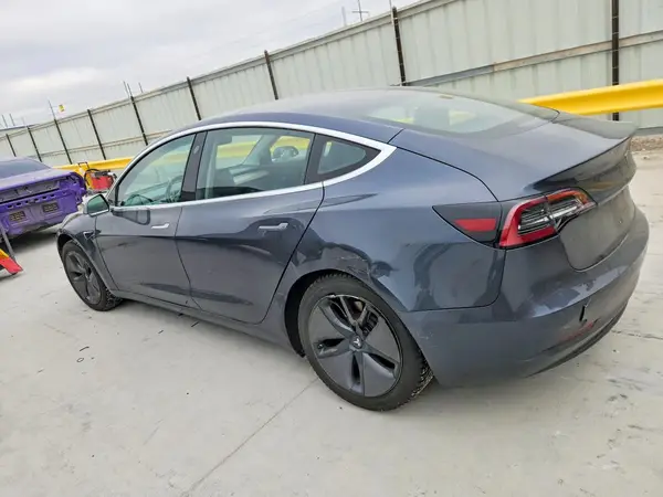 5YJ3E1EA7JF033554 2018 TESLA MODEL 3 - Image 2