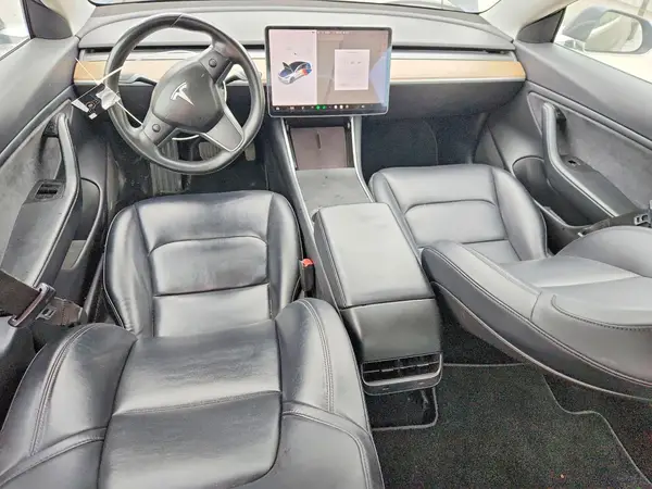 5YJ3E1EA7JF033554 2018 TESLA MODEL 3 - Image 8