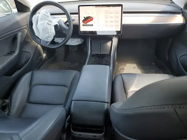 5YJ3E1EA7JF033876 2018 TESLA MODEL 3 - Image 8