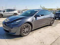 5YJ3E1EA7JF034560 2018 TESLA MODEL 3
