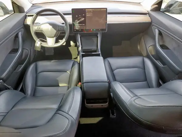 5YJ3E1EA7JF034560 2018 TESLA MODEL 3 - Image 8