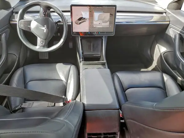 5YJ3E1EA7JF034882 2018 TESLA MODEL 3 - Image 8