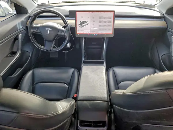 5YJ3E1EA7JF035420 2018 TESLA MODEL 3 - Image 8