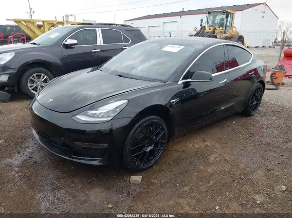 5YJ3E1EA7JF035546 2018 TESLA MODEL 3 - Image 2