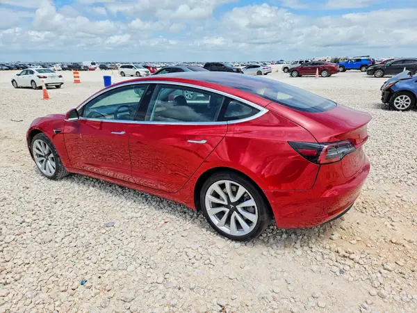 5YJ3E1EA7JF035787 2018 TESLA MODEL 3 - Image 2