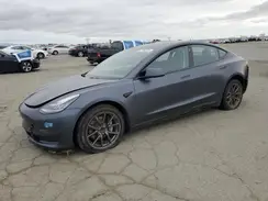 5YJ3E1EA7JF040214 2018 TESLA MODEL 3