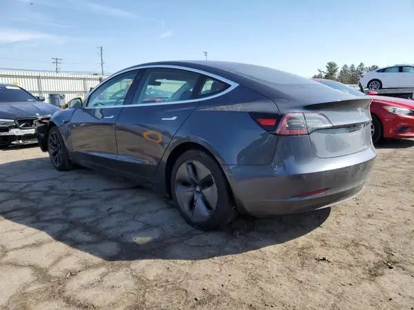 5YJ3E1EA7JF040844 2018 TESLA MODEL 3 - Image 2