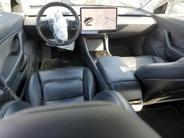 5YJ3E1EA7JF040844 2018 TESLA MODEL 3 - Image 8
