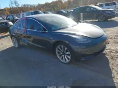 5YJ3E1EA7JF042433 2018 TESLA MODEL 3