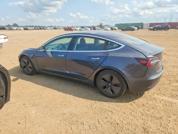 5YJ3E1EA7JF043288 2018 TESLA MODEL 3 - Image 2