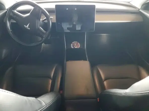 5YJ3E1EA7JF044022 2018 TESLA MODEL 3 - Image 8