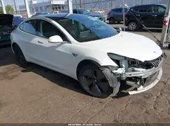 5YJ3E1EA7JF044277 2018 TESLA MODEL 3