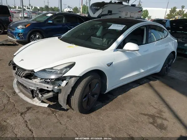 5YJ3E1EA7JF044277 2018 TESLA MODEL 3 - Image 2