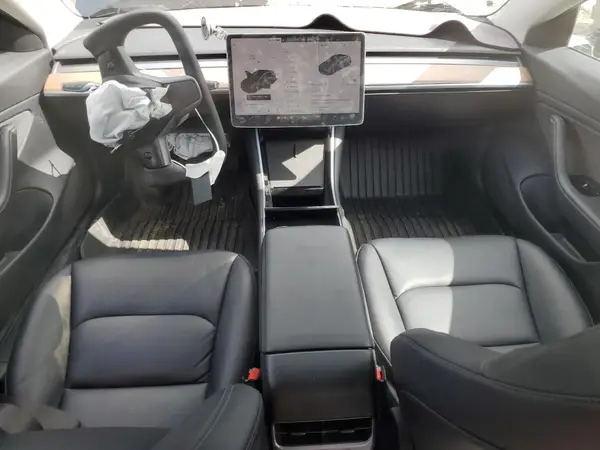 5YJ3E1EA7JF045431 2018 TESLA MODEL 3 - Image 8