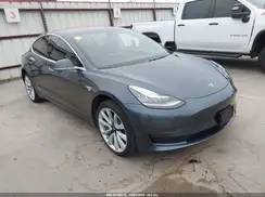 5YJ3E1EA7JF046398 2018 TESLA MODEL 3