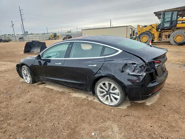 5YJ3E1EA7JF053383 2018 TESLA MODEL 3 - Image 2
