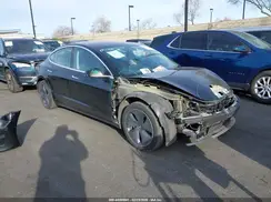 5YJ3E1EA7JF057014 2018 TESLA MODEL 3