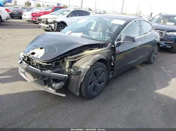 5YJ3E1EA7JF057014 2018 TESLA MODEL 3 - Image 2